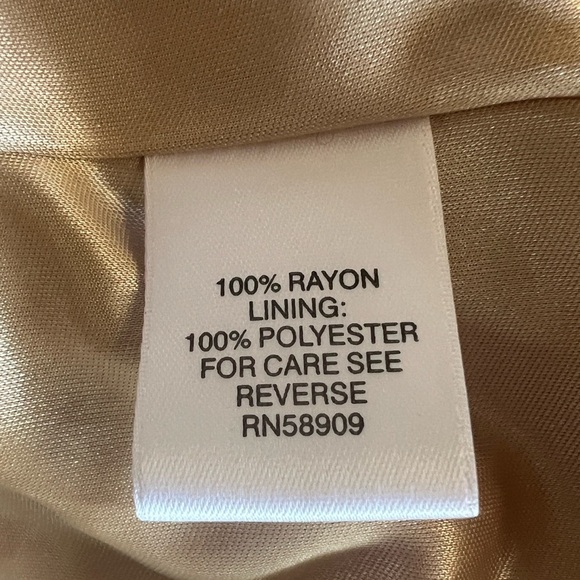 Beige and Cream Fabric Nurture by Lamaze - Picture 4 of 4